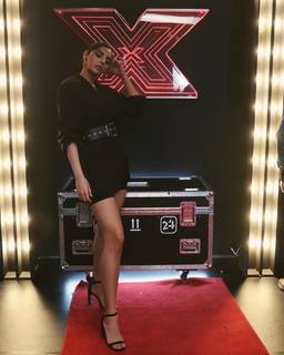 Laura Barjum feet photo 8