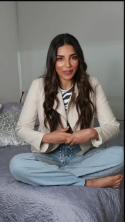 Laura Barjum feet photo 1