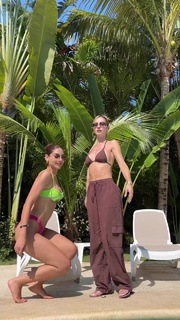 Laura Barjum feet photo 2