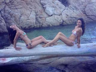 Laura Barriales feet photo thumbnail