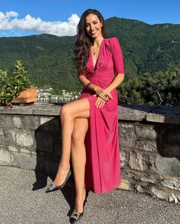 Laura Barriales feet photo 15