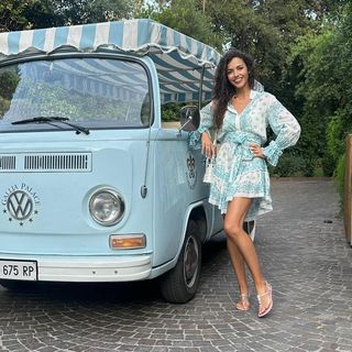 Laura Barriales feet photo 2