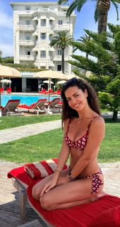 Laura Barriales feet photo 1