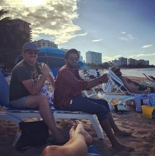 Laura Bell Bundy feet photo thumbnail