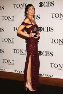 Laura Benanti feet photo 3