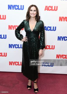 Laura Benanti feet photo 14