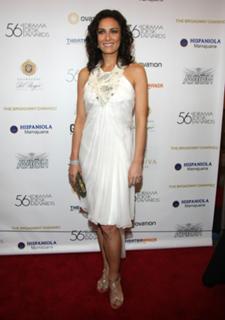 Laura Benanti feet photo 10