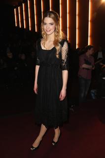 Laura Berlin feet photo 1