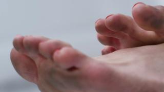 Laura Birn feet photo 16