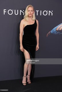 Laura Birn feet photo 6