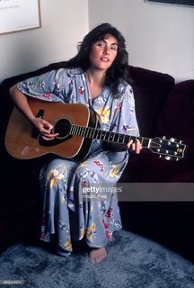 Laura Branigan feet photo 12