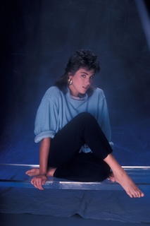 Laura Branigan feet photo 4