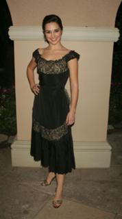 Laura Breckenridge feet photo 7