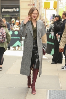 Laura Carmichael feet photo 14