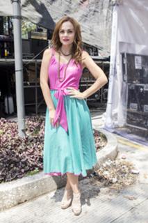 Laura Carmine feet photo 8