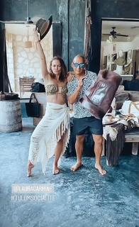 Laura Carmine feet photo 19