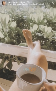 Laura Carmine feet photo 15