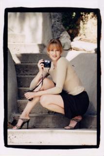 Laura Cayouette feet photo 17