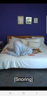 Laura Clery feet photo 13