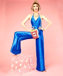 Laura Clery feet photo 2