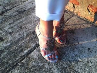 Laura Cosoi feet photo 20