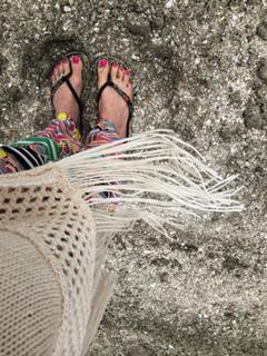 Laura Cosoi feet photo 17