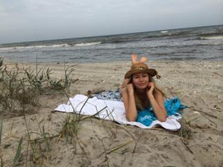 Laura Cosoi feet photo 14