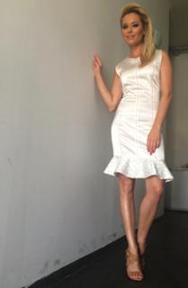 Laura Cosoi feet photo 16