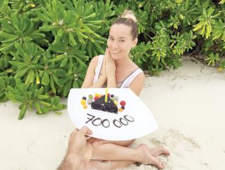 Laura Cosoi feet photo 14