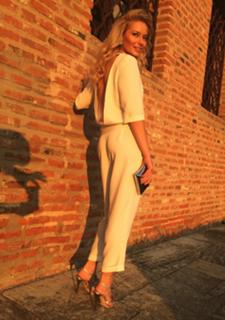 Laura Cosoi feet photo 16