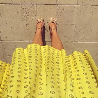 Laura Cosoi feet photo 13