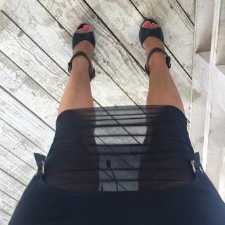 Laura Cosoi feet photo 8