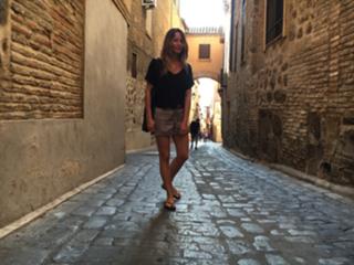 Laura Cosoi feet photo 14