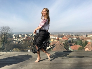 Laura Cosoi feet photo 20