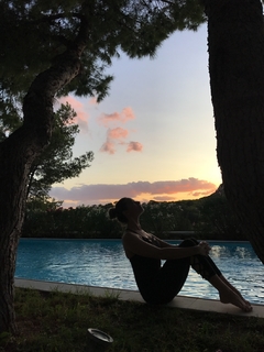 Laura Cosoi feet photo 14