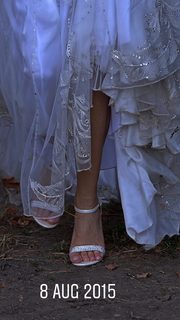 Laura Cosoi feet photo 19