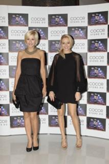 Laura Cosoi feet photo 17