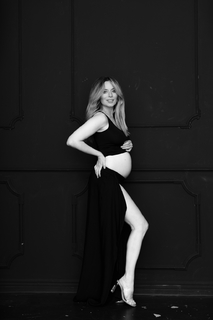 Laura Cosoi feet photo 2
