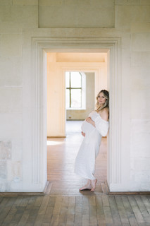 Laura Cosoi feet photo 7