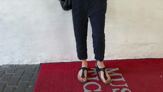 Laura Cosoi feet photo 17