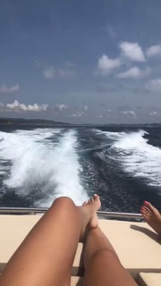 Laura Cremaschi feet photo 15