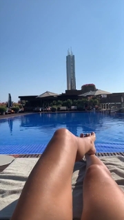 Laura Cremaschi feet photo 9