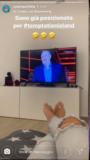 Laura Cremaschi feet photo 1