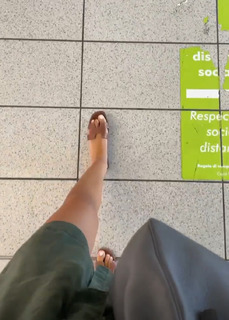 Laura Cremaschi feet photo 7