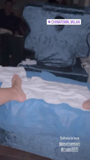 Laura Cremaschi feet photo 3