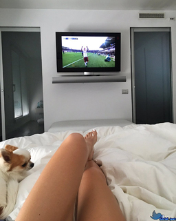 Laura Cremaschi feet photo 5