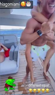 Laura Cremaschi feet photo 19
