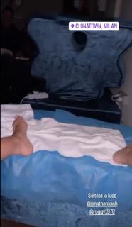 Laura Cremaschi feet photo 12