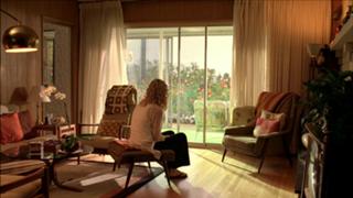 Laura Dern feet photo thumbnail