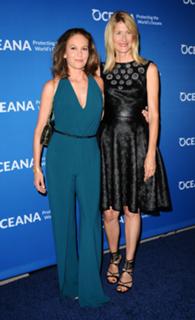 Laura Dern feet photo thumbnail